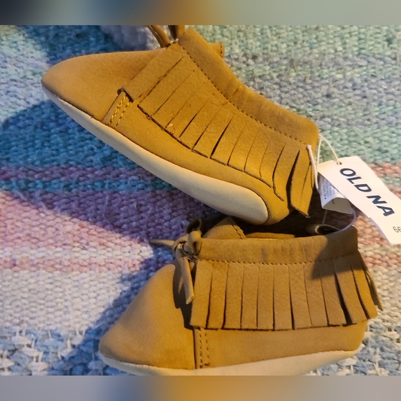 Adorable baby bundle outfit Gymboree &Old Navy NWT - Picture 4 of 8